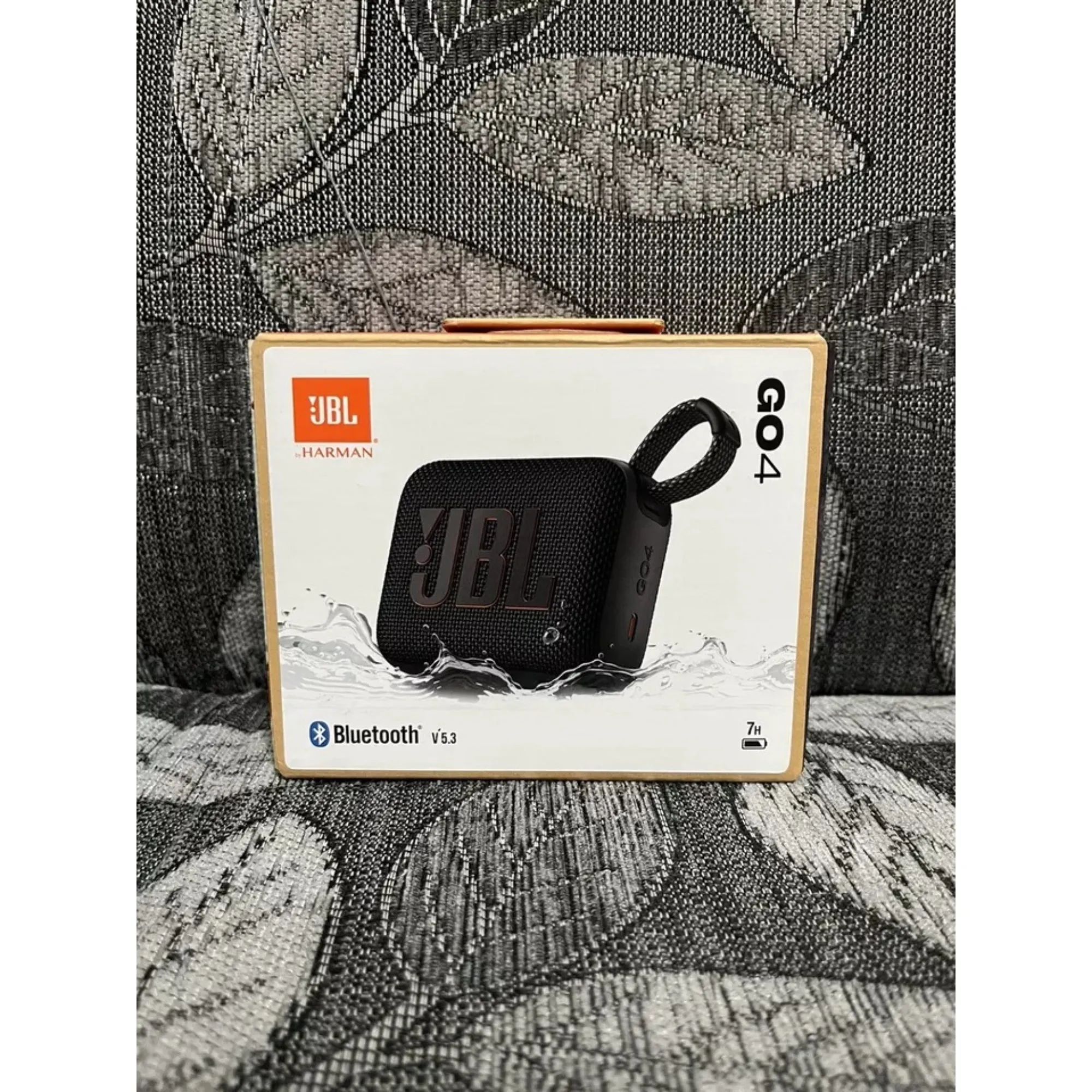 JBL JBLGO4BLKAM Go 4 Ultra-Portable, Waterproof and Dustproof Bluetooth Speaker, Black