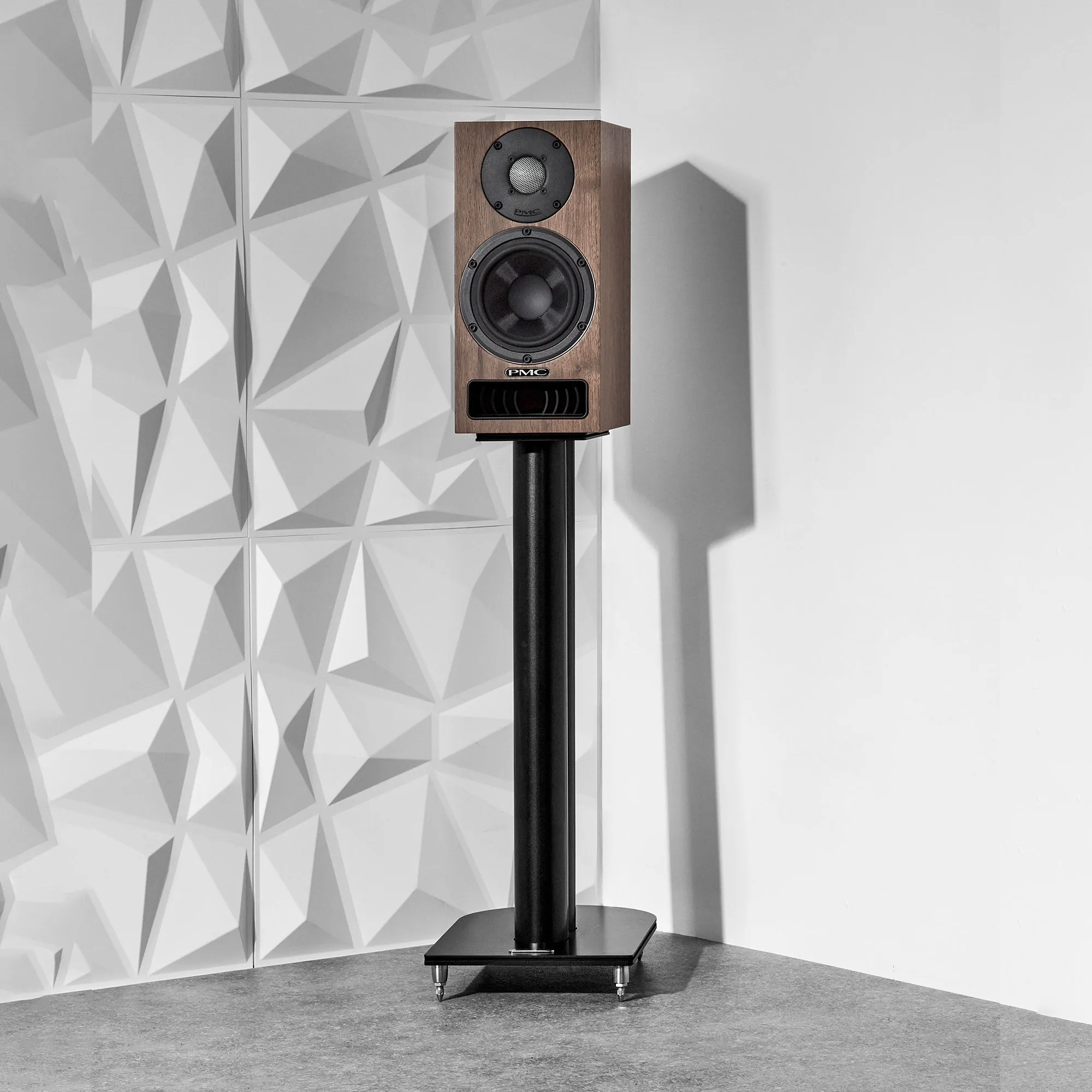 PMC twenty5 21i Bookshelf Speakers (B-Stock)